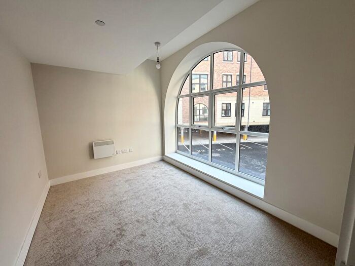 1 Bedroom Apartment To Rent In Sovereign Court, High Street, Hull, HU1