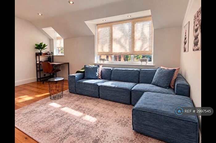 2 Bedroom Flat To Rent In Hatfield Road, St Albans, AL1
