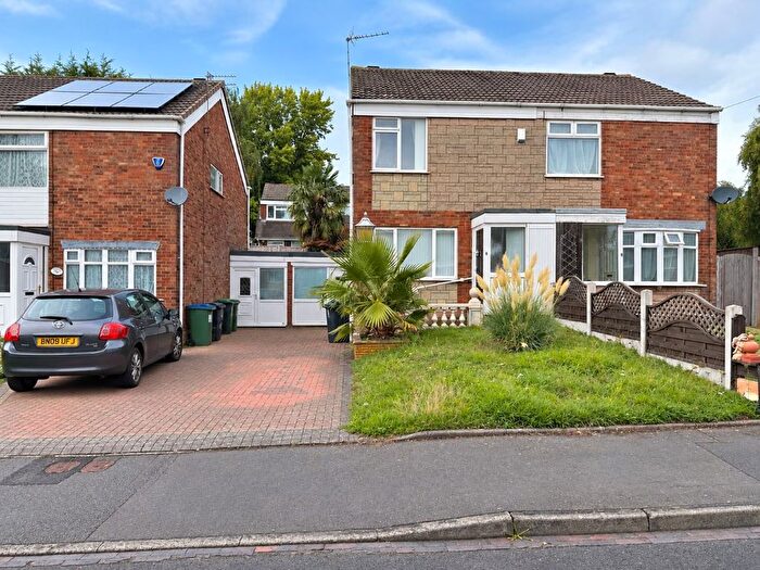 3 Bedroom Semi-Detached Bungalow For Sale In Ascot Close, Oldbury, Sandwell, B69