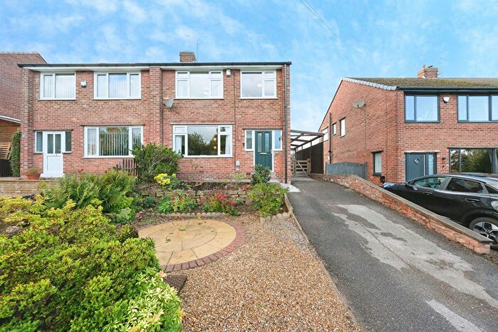 3 Bedroom Semi-Detached House For Sale In Wheatlands Road, Wingerworth, Chesterfield, S42
