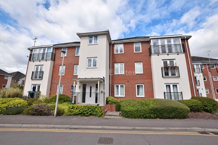 2 Bedroom Apartment To Rent In Kennet House, Regis Park, RG6