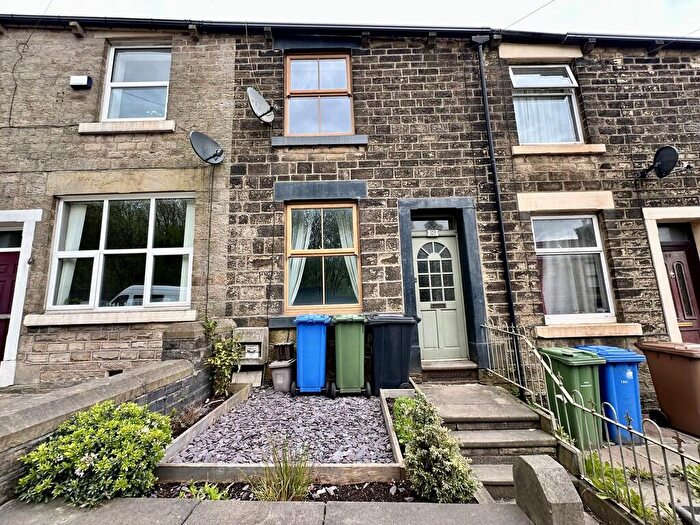 2 Bedroom Terraced House To Rent In Woolley Lane, Hollingworth, SK14