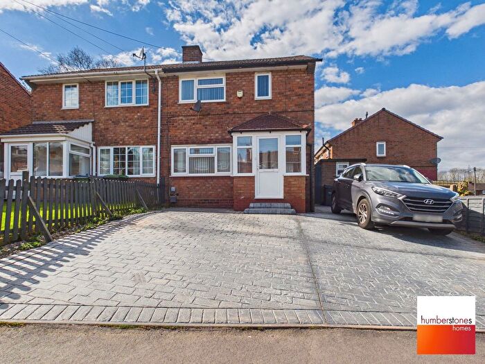 3 Bedroom Semi-Detached House For Sale In Oldacre Road, Oldbury, B68