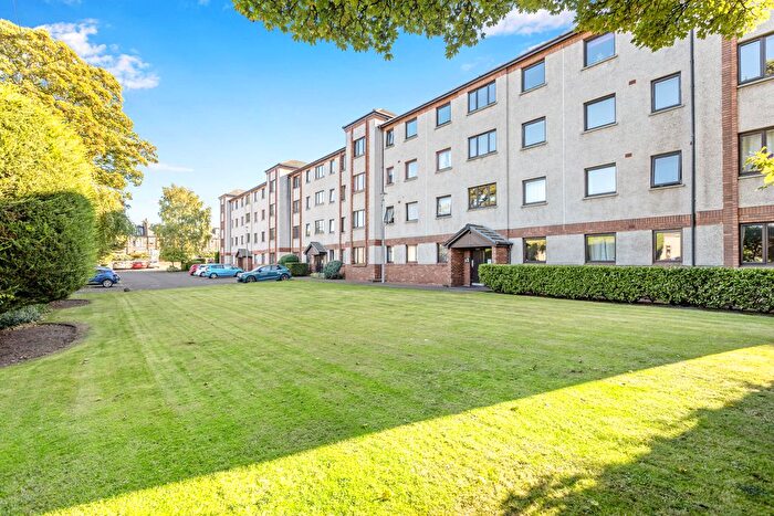 2 Bedroom Flat For Sale In (Flat ), Hawthornden Place, Leith, Edinburgh, EH7