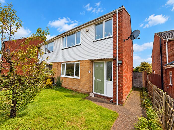 3 Bedroom Semi-Detached House For Sale In Palmars Cross Hill, Rough Common, Canterbury, CT2