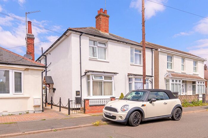 2 Bedroom Semi-Detached House For Sale In Underwood Road, Rothwell, Kettering, NN14