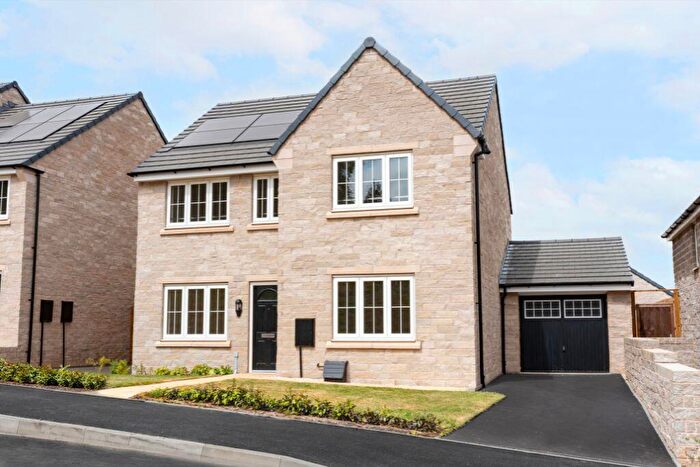 4 Bedroom Detached House For Sale In Ashbourne Road, Buxton, SK17