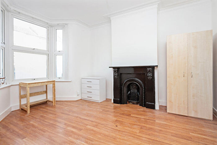 3 Bedroom Terraced House To Rent In Southwell Grove Road, Leytonstone, E11