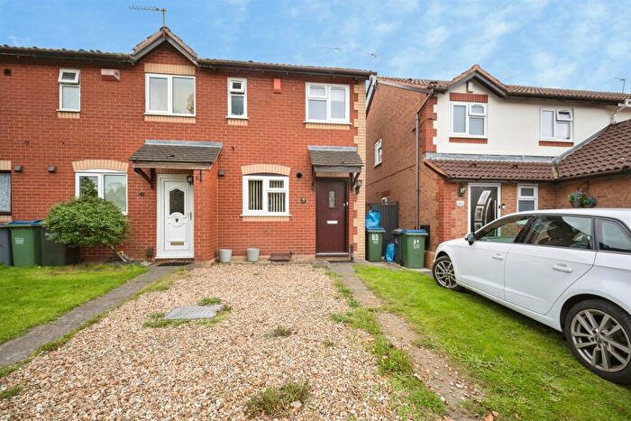 2 Bedroom Semi-Detached House For Sale In Avern Close, Tipton, DY4