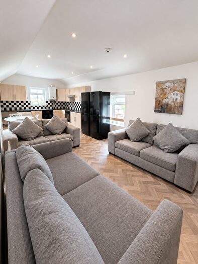 7 Bedroom Duplex To Rent In First Floor Flat, Woodville Road, Cathays, Cardiff, CF24