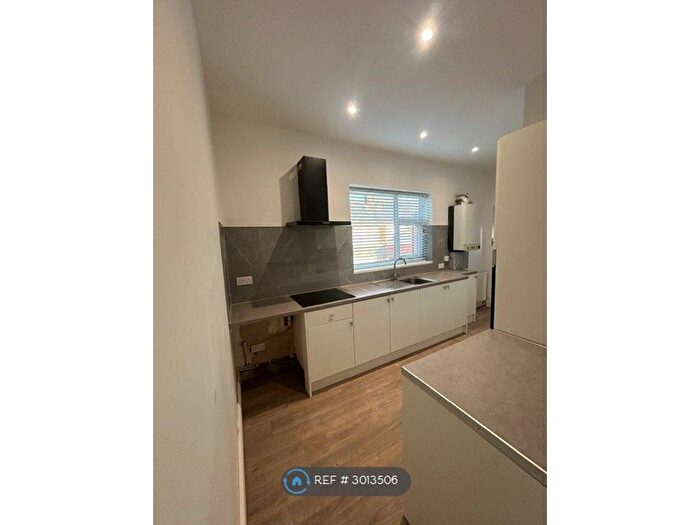 2 Bedroom Flat To Rent In Wadham Terrace, South Shields, NE34