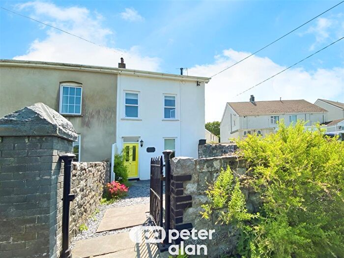 2 Bedroom House To Rent In Chapel Road, CF44