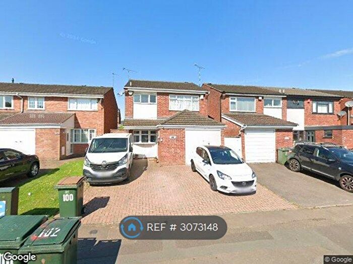 4 Bedroom Semi-Detached House To Rent In Dorchester Way, Coventry, CV2