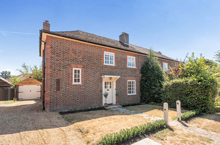 3 Bedroom Semi-Detached House For Sale In Orchards Way, Highfield, Southampton, Hampshire, SO17