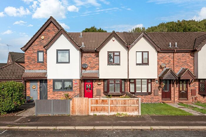 2 Bedroom Terraced House For Sale In Fleetwood Close, Tadworth, KT20