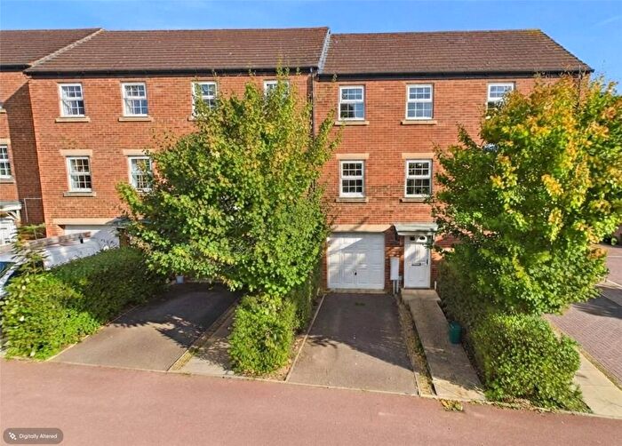 3 Bedroom Terraced House To Rent In Horse Fair Lane, Rothwell, Kettering, Northamptonshire, NN14