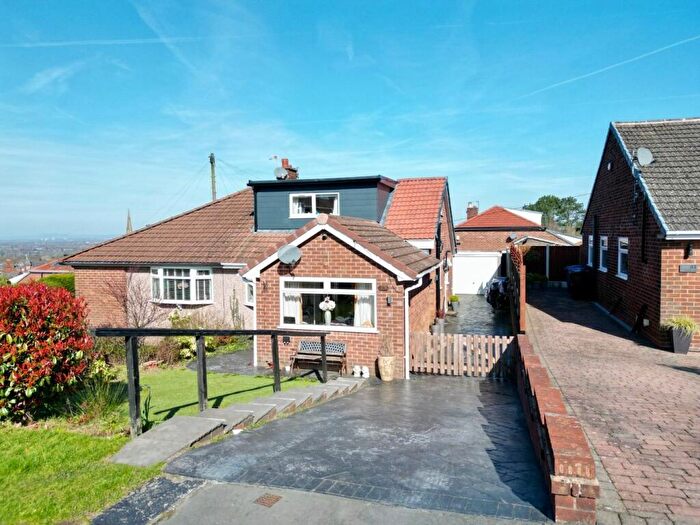 3 Bedroom Semi-Detached House For Sale In Brabyns Road, Gee Cross, Hyde, SK14