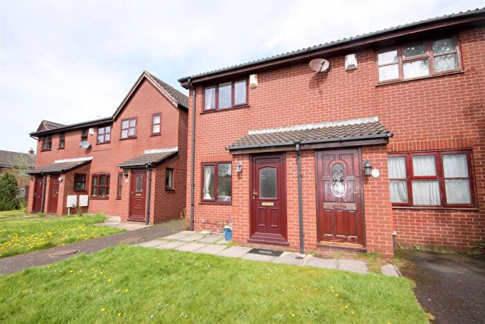 2 Bedroom Semi-Detached House To Rent In Sanfield Close, Ormskirk, L39