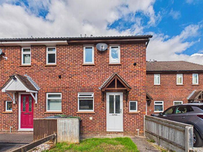 2 Bedroom Terraced House To Rent In Titchfield Close, Tadley, RG26