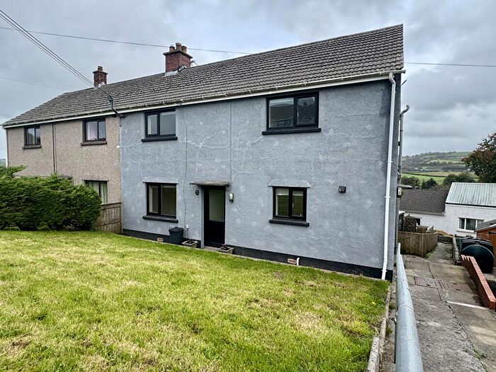 3 Bedroom House To Rent In Lon Cowin, Bancyfelin, SA33