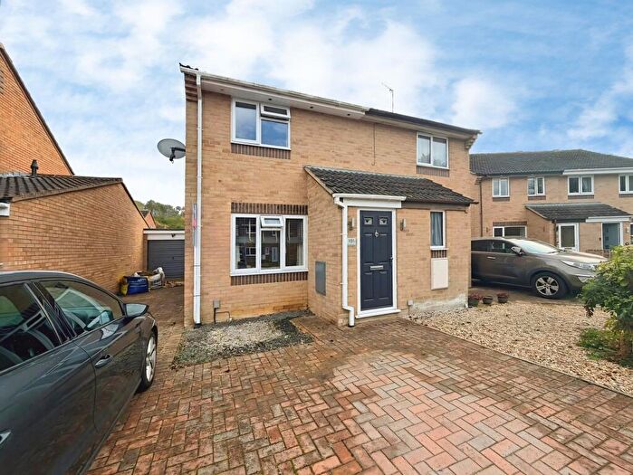2 Bedroom Semi-Detached House For Sale In White Edge Moor, Swindon, Wiltshire, SN3
