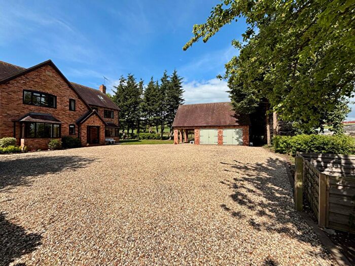 6 Bedroom Detached House To Rent In Rumer Hall Cottages, Welford On Avon, CV37
