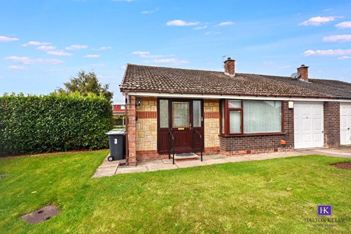 3 Bedroom Semi-Detached Bungalow For Sale In Epworth Close, Burtonwood, WA5