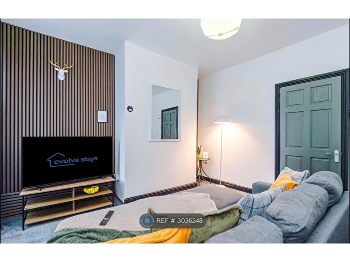3 Bedroom Terraced House To Rent In Valencia Road, Manchester, M7