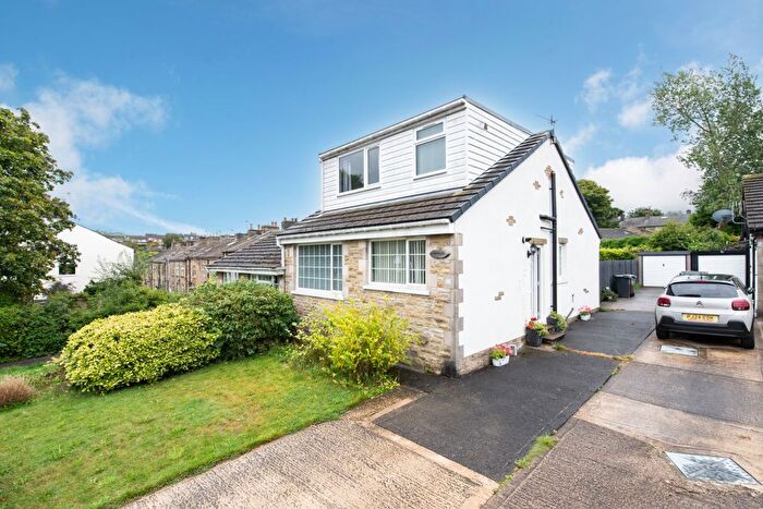 2 Bedroom Semi-Detached House For Sale In Wellington Road, Wilsden, West Yorkshire, BD15
