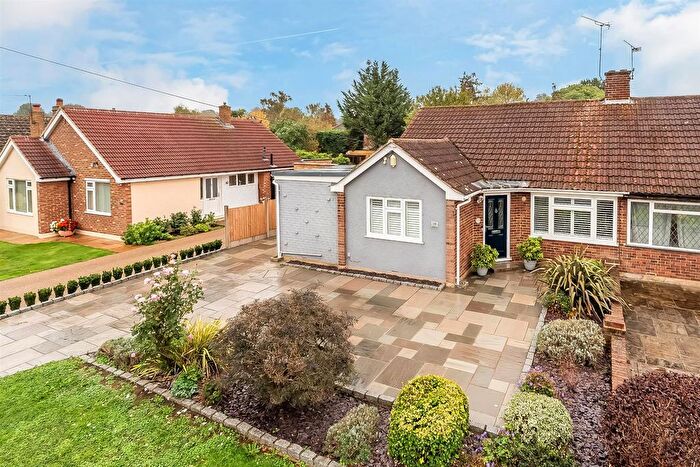 3 Bedroom Semi-Detached Bungalow For Sale In The Garstons, Great Bookham, KT23