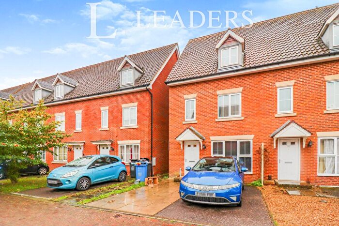 4 Bedroom Terraced House To Rent In Whistlefish Court, NR5