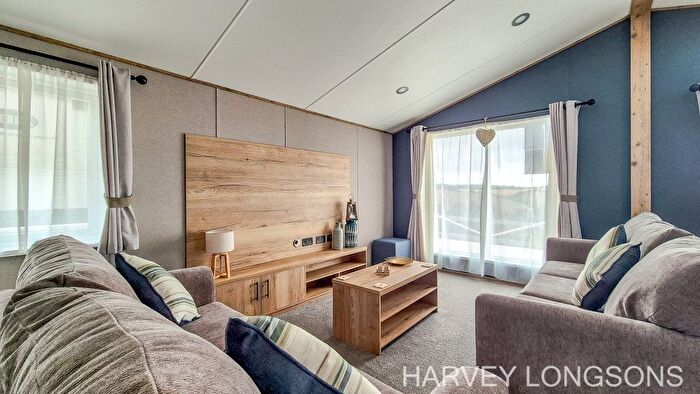 2 Bedroom Lodge For Sale In Polperro Road, Looe, PL13