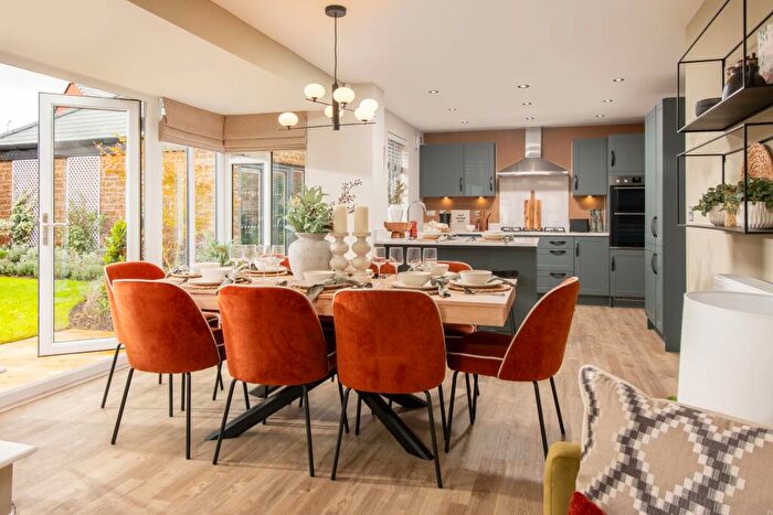 4 Bedroom Detached House For Sale In Fence Avenue, Macclesfield, Cheshire, SK10