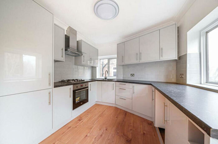 3 Bedroom Semi-Detached House To Rent In Methuen Road, Edgware, HA8
