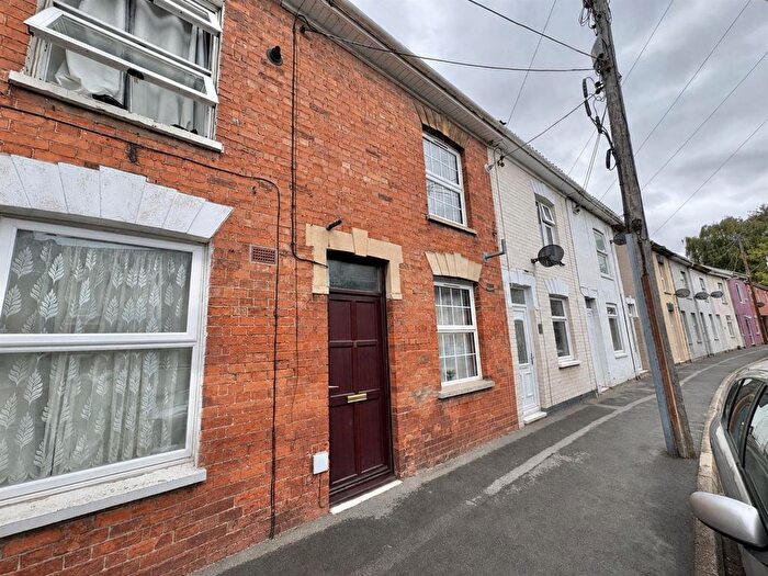2 Bedroom Terraced House To Rent In Redgate Street, Bridgwater, TA6