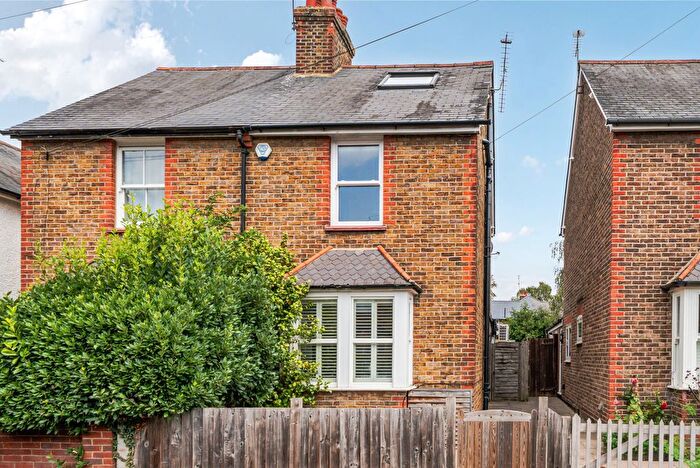 3 Bedroom Semi-Detached House For Sale In Spencer Road, Cobham, KT11