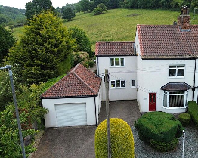 3 Bedroom Cottage For Sale In Rose Cottage, Wentbridge, Pontefract, WF8