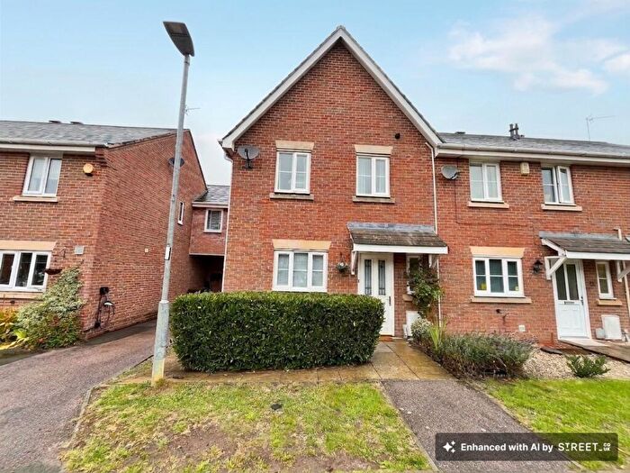 3 Bedroom End Of Terrace House For Sale In Merlin Close, Rothley, LE7