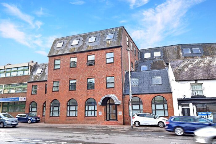 1 Bedroom Apartment For Sale In West Street, Dunstable, LU6