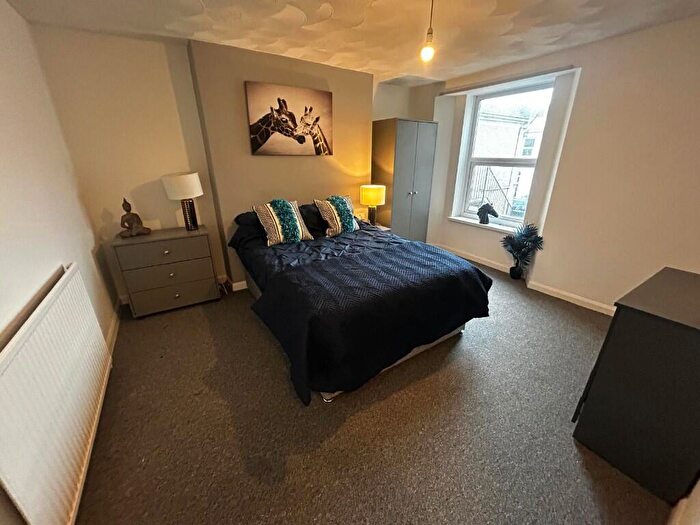 4 Bedroom Flat To Rent In North Road West, Plymouth, Devon, PL1