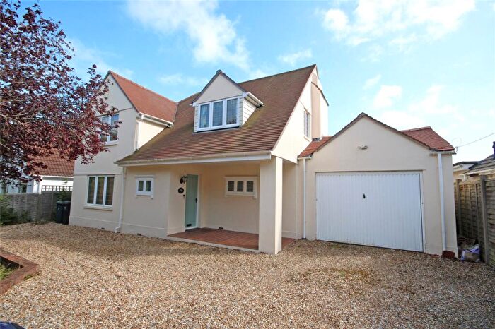 3 Bedroom Detached House For Sale In Walkford Road, Walkford, Christchurch, Dorset, BH23
