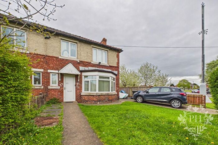 3 Bedroom Semi-Detached House For Sale In Deepdale Avenue, Middlesbrough, TS4