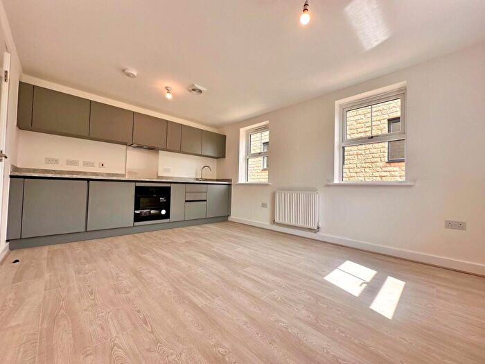 2 Bedroom Town House To Rent In Chapel Way, Kiveton Park, Sheffield, South Yorkshire, S26