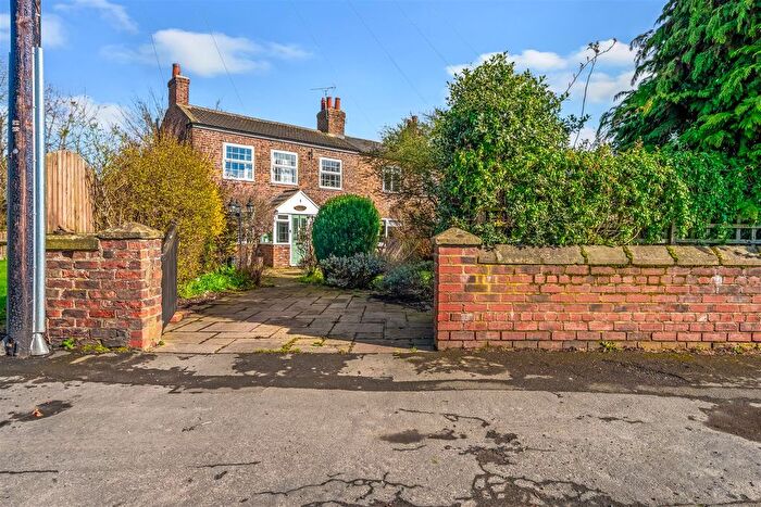 3 Bedroom Cottage For Sale In Hurworth Road, Hurworth Place, Darlington, DL2