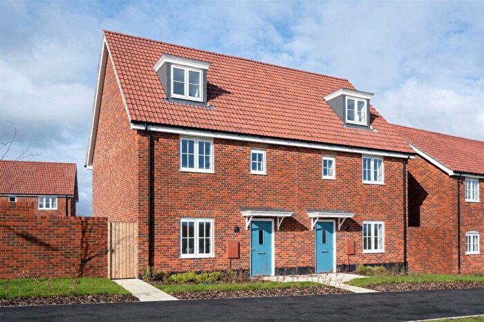 3 Bedroom Terraced House For Sale In Sicklesmere Road, Bury St Edmunds, Suffolk, IP33