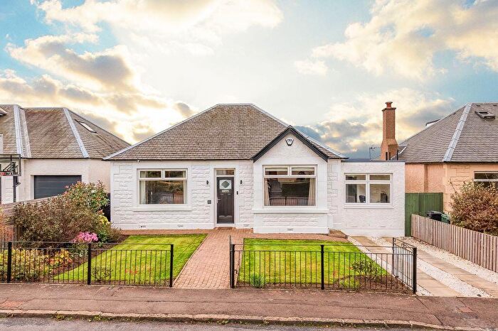 3 Bedroom Detached House For Sale In Hillview Crescent, Corstorphine, Edinburgh, EH12