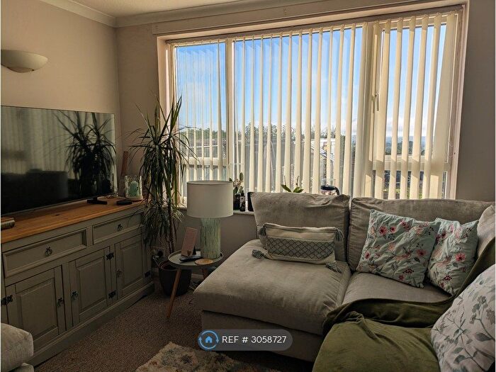 2 Bedroom Maisonette To Rent In Evesham Road, Astwood Bank, Redditch, B96