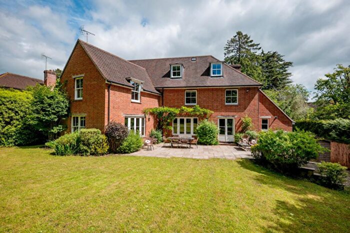 5 Bedroom Detached House For Sale In Southampton Road, Alderbury, Salisbury, Wiltshire, SP5