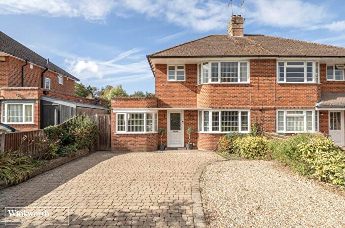 4 Bedroom Semi-Detached House For Sale In Eastfield Avenue, Basingstoke, Hampshire, RG21