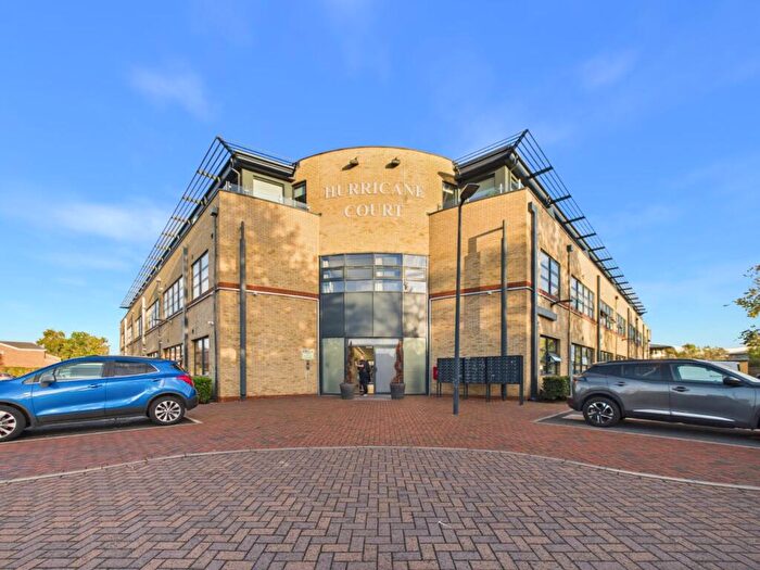 2 Bedroom Garage / Parking For Sale In Heron Drive, Langley, Berkshire, SL3